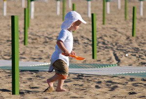 bimbo-bagno-sabbiadoro-spiaggia